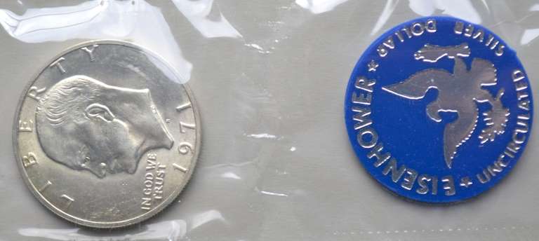 4 1971 Ike Blue Pack Silver Dollars