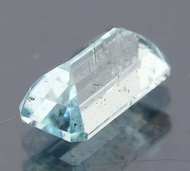 Unique! 3.59ct untreated platinum blue Aquamarine