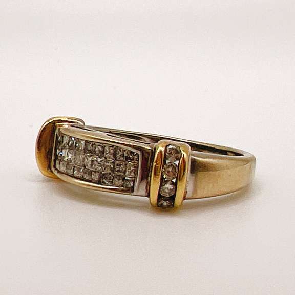 14kt Solid Gold & Diamond Band Ring