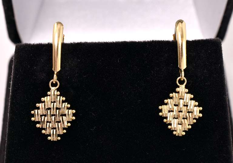 Imperial Style Dangle Earrings in 14K Yellow Gold