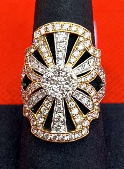 LADIES 18K TWO- TONE 2.44 CARATS DIAMOND RING