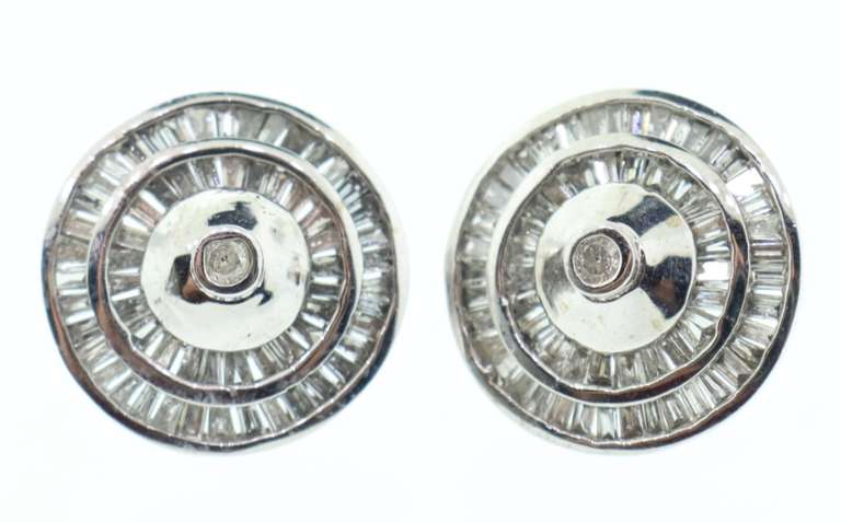14K WHITE GOLD AND DIAMOND STUD EARRINGS