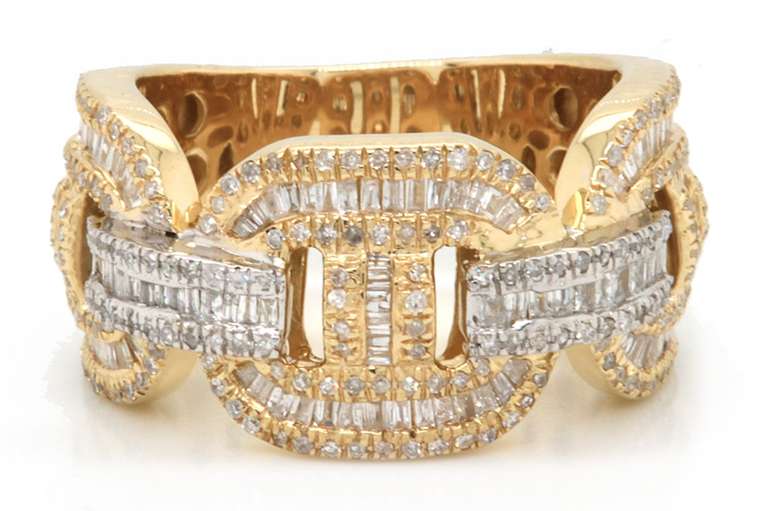 Glitzy Two Tone Diamond Ring in Gold