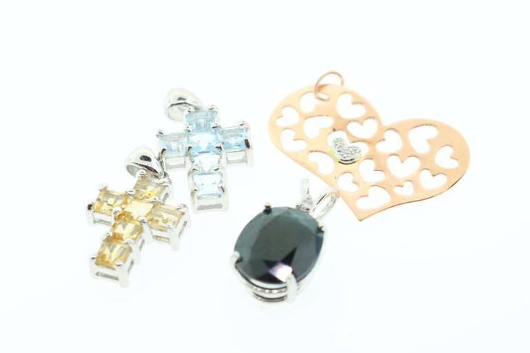 Group Lot of 14kt Gold, Diamond, & Gemstone Pendants!