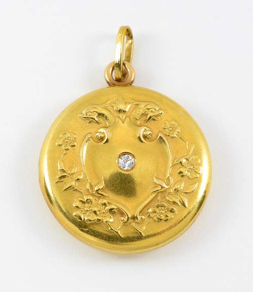 Stunning Antique Locket with Diamond