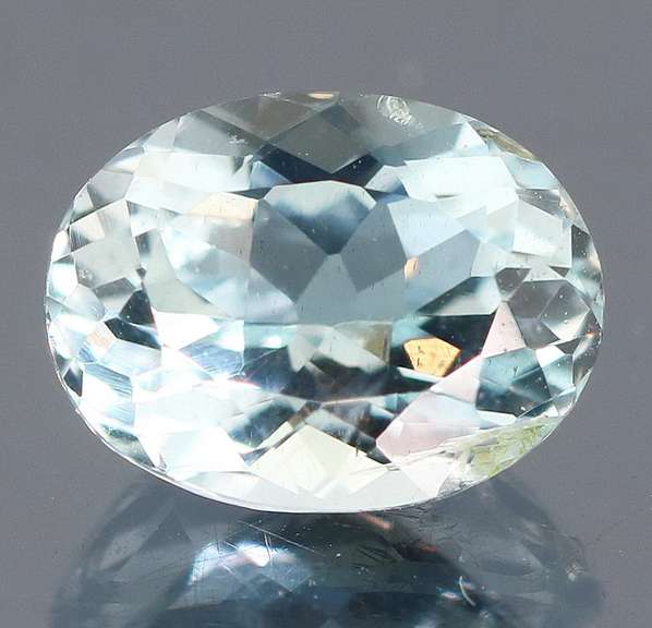 Gorgeous 1.64ct untreated platinum blue Aquamarine