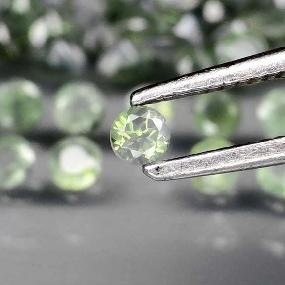 Awesome 1.36ct hunter green Alexandrite set