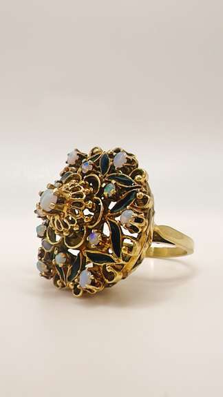 Vintage 14kt Yellow Gold & Opal Cocktail Ring
