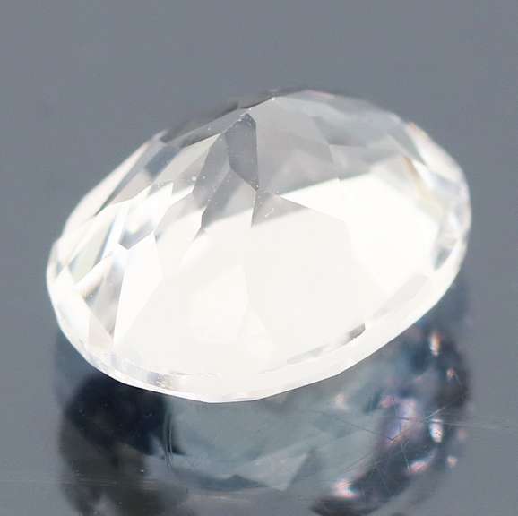 Superb 4.45ct diamond white Topaz