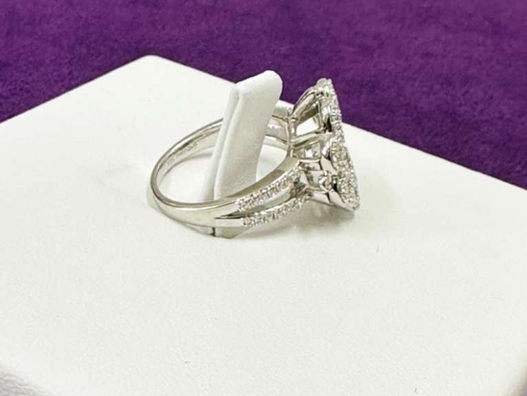 Big Flower Sterling silver with center Dancing stone ring