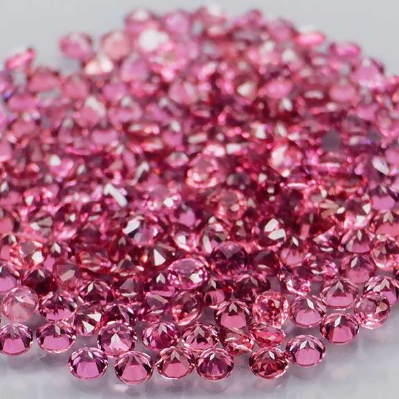 Amazing 3.01ct 200pc solitaire Garnet set
