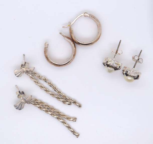 Goup Lot of 3 Vintage 925 Sterling Silver Earrings