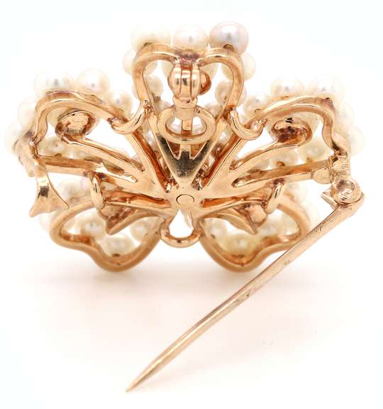 0.30ct European Cut Diamond and Pearl Flower Brooch in 14K