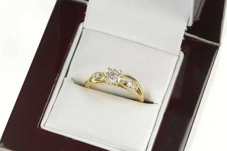 14K Yellow Gold 0.56 Ctw Diamond Round Classic Engagement Ring