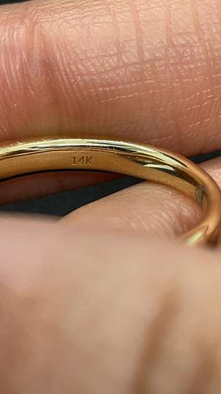 STUNNING MARQUISE SHAPE DIAMOND ENGAGEMENT RING IN 14K YELLOW GOLD- 2.0+ CARATS!