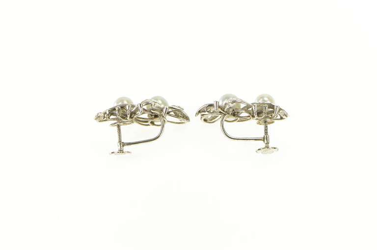 18K White Gold 1950's Light Blue Pearl Swirl Screw Back Earrings