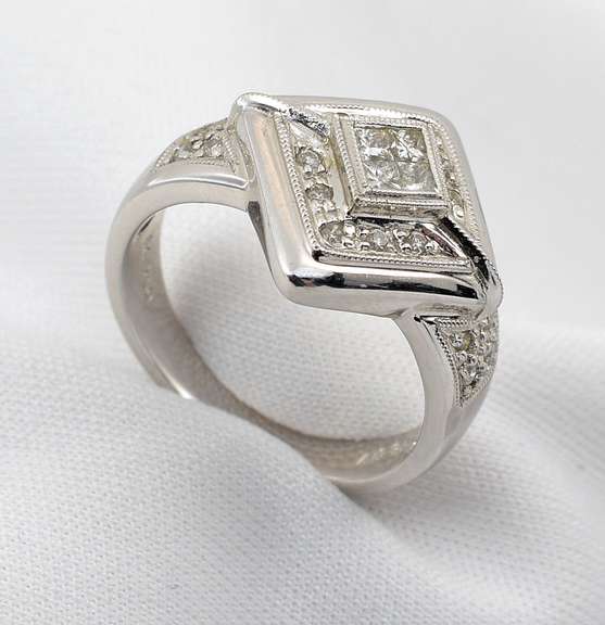 Stately Diamond Ring in 18K WG