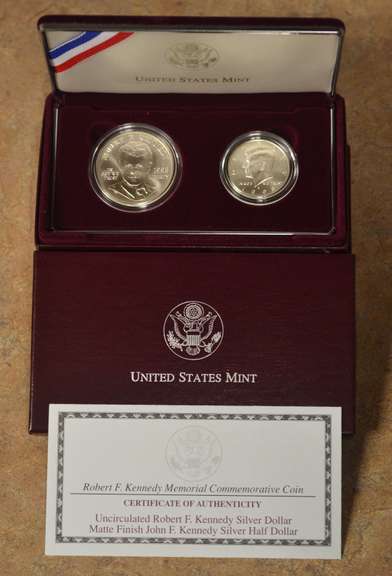 1998 Kennedy Brothers Collectors Commemorative Set OGP