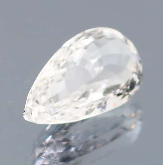 Gem grade 24.75ct pear cut Quartz