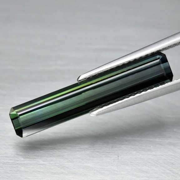 Captivating 2.98ct VVS forest green Tourmaline
