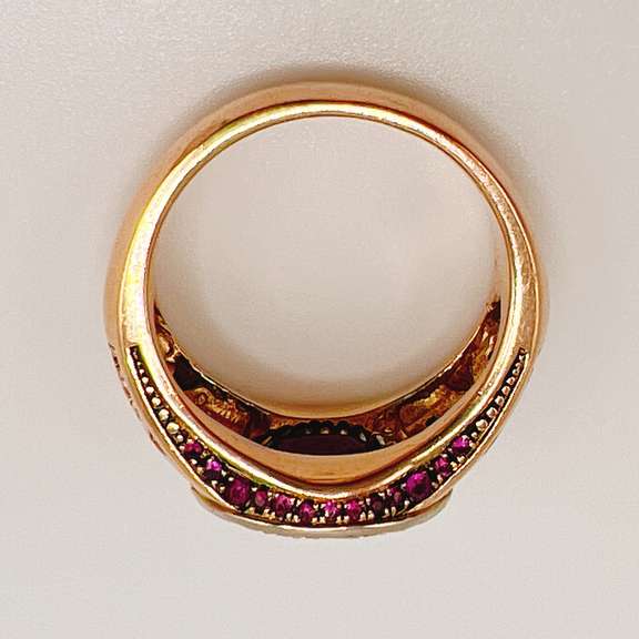 18kt Yellow Gold, Ruby, & Diamond Band Ring