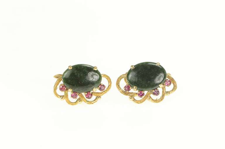 14K Yellow Gold 1940's Nephrite Syn. Ruby Crown Screw Back Earrings