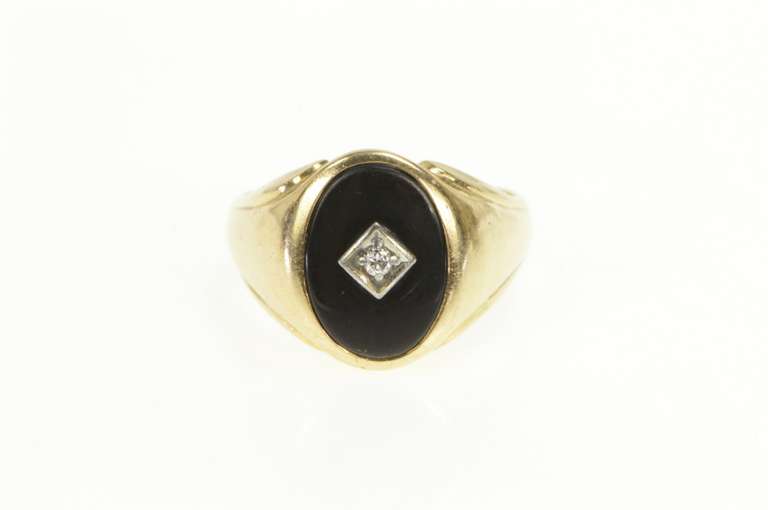 10K Yellow Gold Retro Black Onyx Diamond Accent Men's Ring
