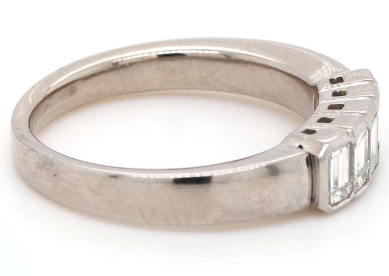Dazzling White Gold 1cts Emerald Cut Diamond Band