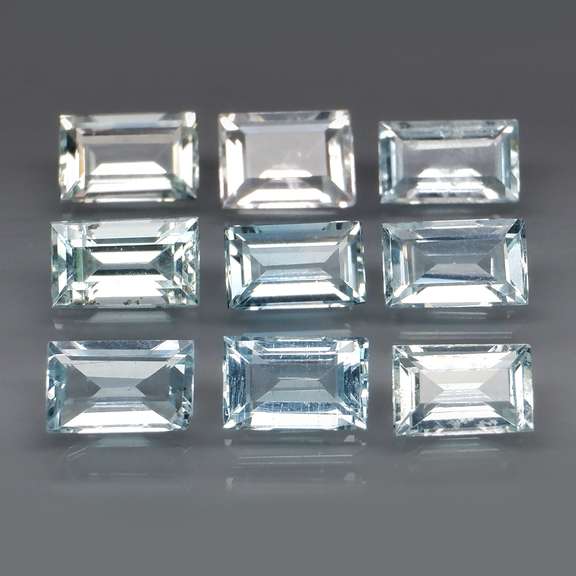 Gorgeous 3.14ct untreated platinum blue Aquamarine set