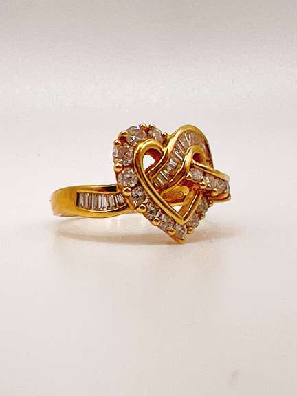 18KT Solid Yellow Gold & Diamond Heart Ring