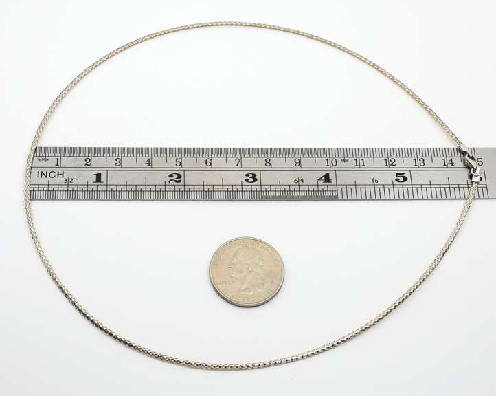 Versatile Yellow or White Gold Choker