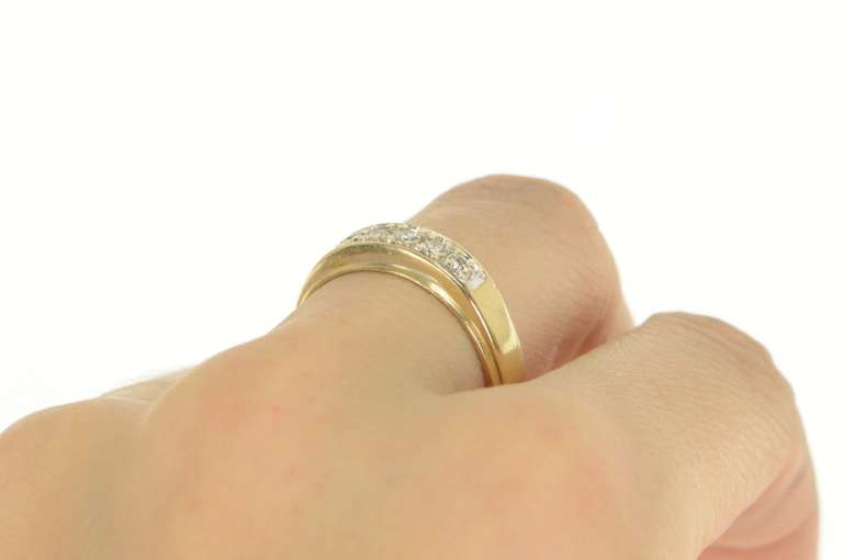 14K Yellow Gold 0.32 Ctw Diamond Classic Men's Wedding Ring