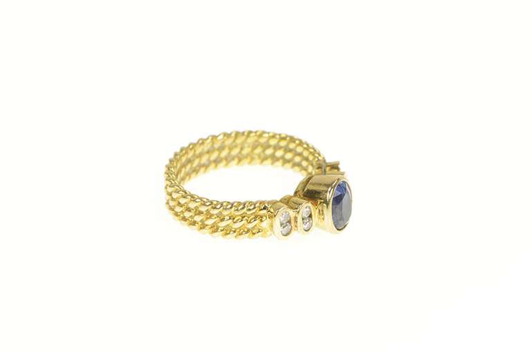 18K Yellow Gold 0.85 Ctw Sapphire Diamond Engagement Ring
