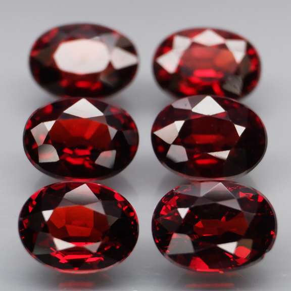 Set of 6 top red VS Garnets weighing 7.37 carats