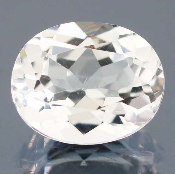 Superb 4.45ct diamond white Topaz