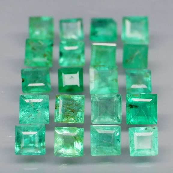 Amazing 2.92ct real Colombian Emerald set