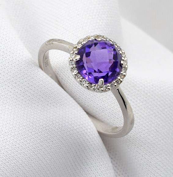 Sassy Amethyst & Diamond Ring in 14K WG