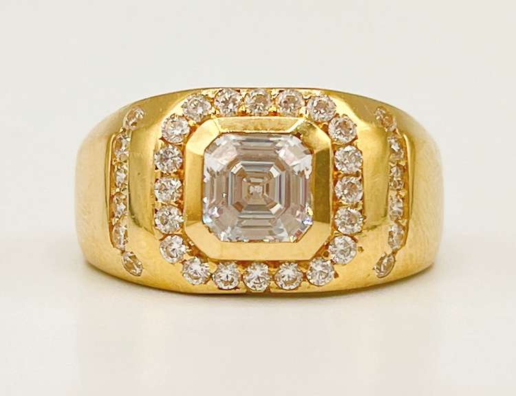 Flashy 14kt Solid Yellow Gold Men's Ring