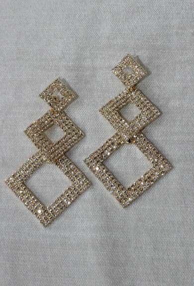 A Very Sexy  Fashion  Design Earrings
