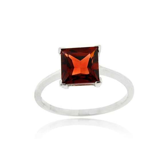 Garnet Solitaire Ring