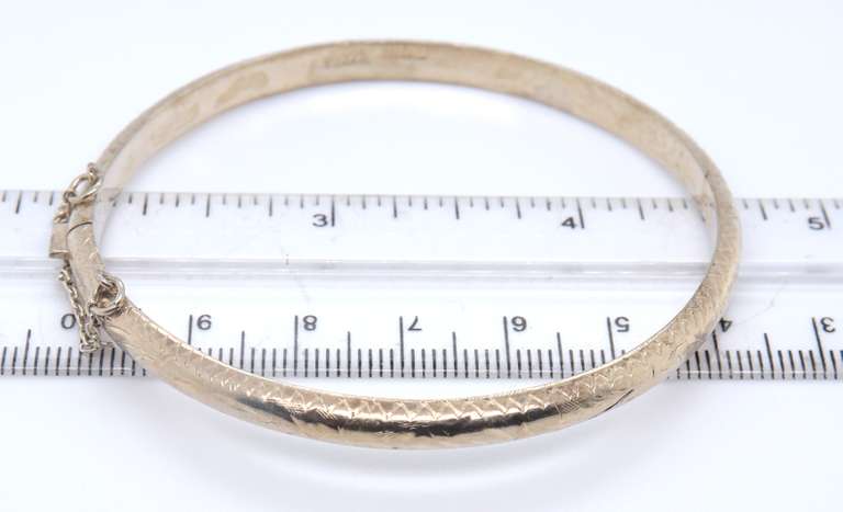 Vintage 925 Sterling silver Signed Bangle Bracelet