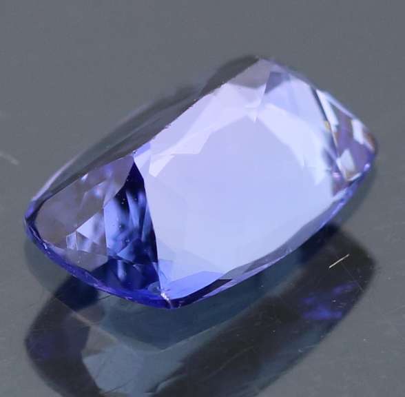 Bright! 1.09ct cushion cut Tanzanite