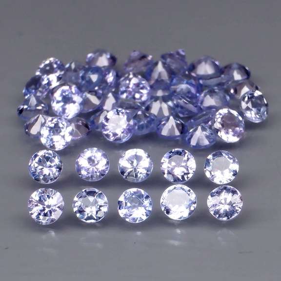 Heavy flashing 3.56ct diamond cut Tanzanite set