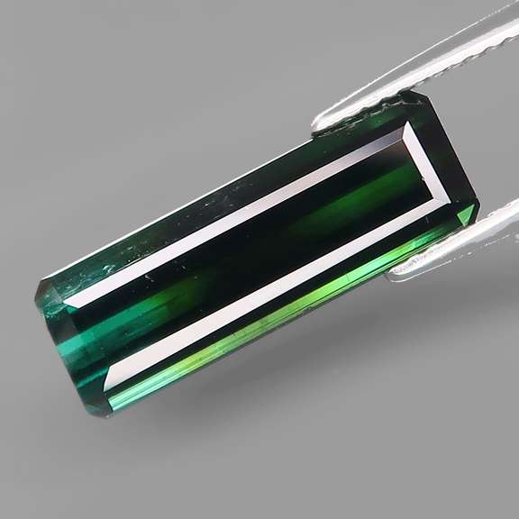 Elegant 5.96ct untreated VS tri-color Tourmaline