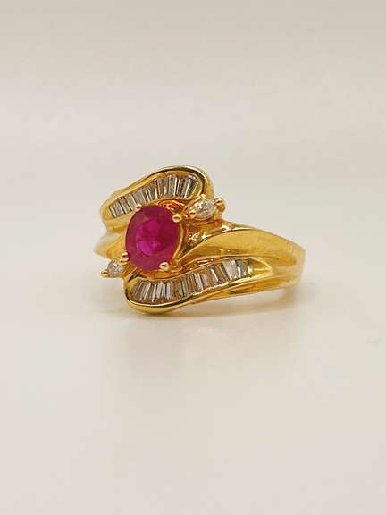 18kt Solid Yellow Gold, Ruby, & Diamond Ring