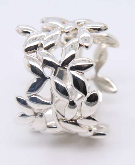 Tiffany & Co Paloma Picasso Olive Leaf Band Ring
