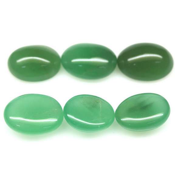 Gorgeous 23.08ct rich green Aventurine cabochon set