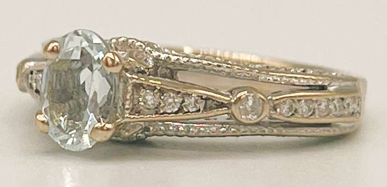 Beautiful 14kt Solid White Gold, Aquamarine, & Diamond Ring