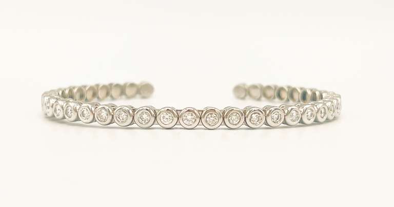 18KT WHITE GOLD DIAMOND CUFF BANGLE BRACELET BY KWIAT