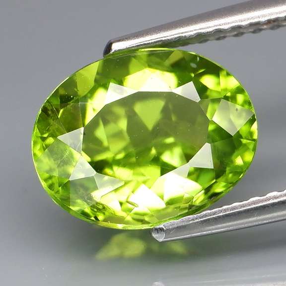 Large 3.14ct Burma green Peridot